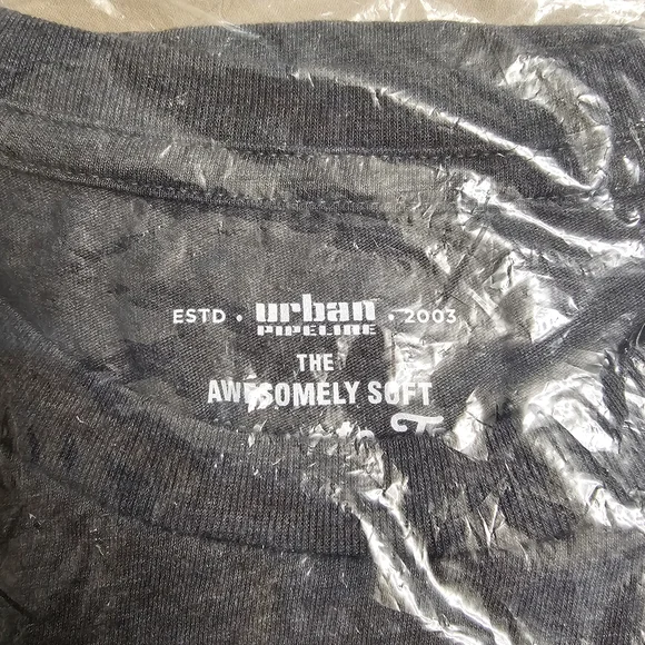 NWT Lee Youth White Shirt & NWT Urban Pipeline T Shirt - Picture 6 of 6